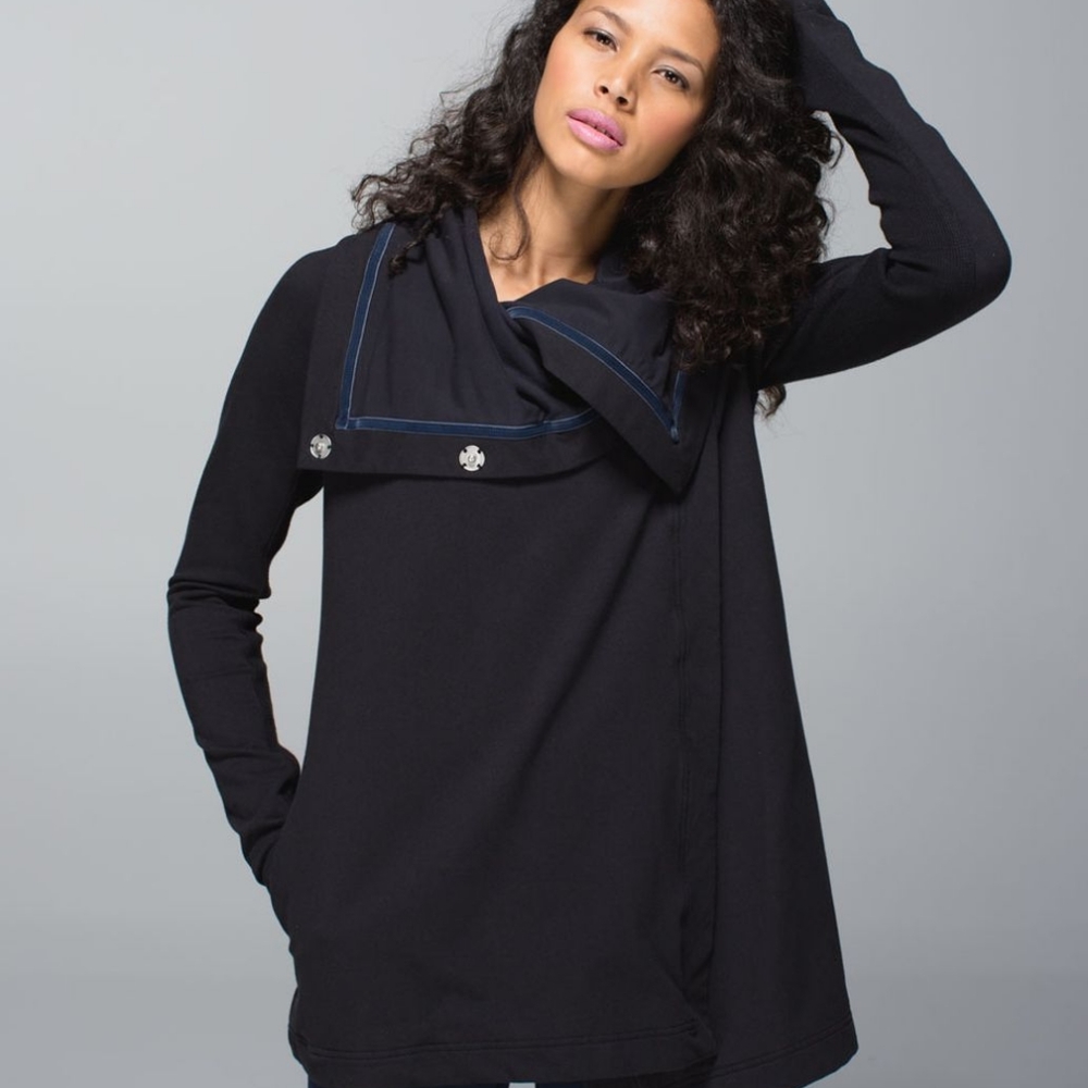 Lululemon Savasanna Wrap Jacket Black Seabed